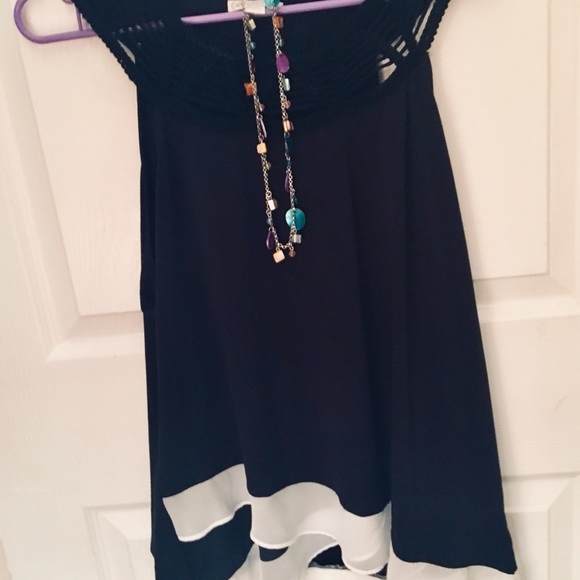 CATO ESTABLISHED 1946 WMNS L/XL LAYERED TOP. - Picture 2 of 5